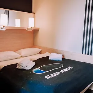 Bed & Breakfast Rcadia Gaming House, Hamborg